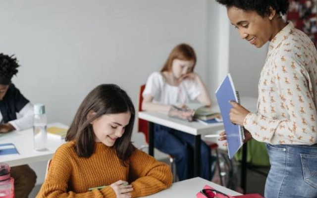 Sekolah sebagai Ruang Aman: Peran Pendidikan Amerika dalam Menjaga Kesehatan Mental Pelajar